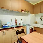 Steady - Guests Gazde/Camere de închiriat